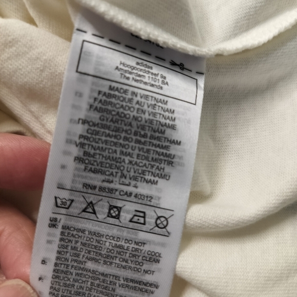 2248) Adidas Women's Sports Off White Classic Logo Short Sleeve Tee Size Medium - Picture 7 of 8